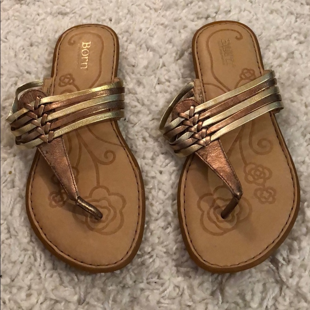 Born sandals